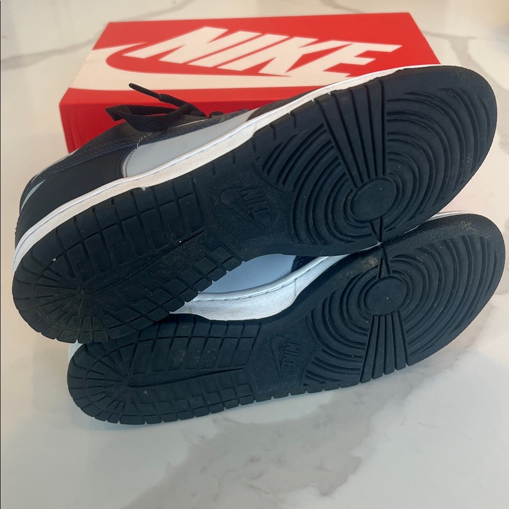 Nike Dunk Low Georgetown GS 6.5 YOUTH in original box. - Picture 13 of 16